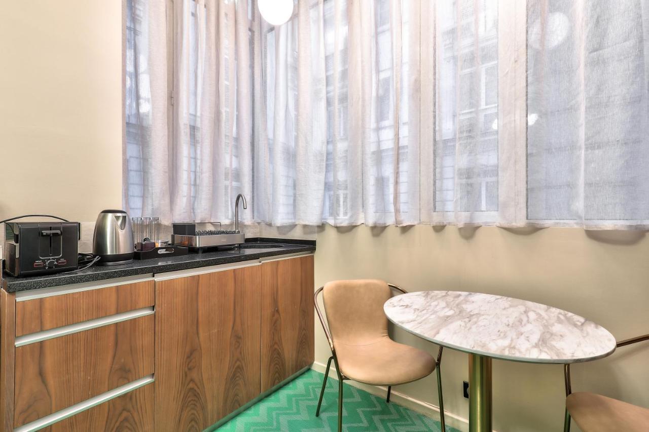Hotel 33 Marbeuf Paris Ngoại thất bức ảnh