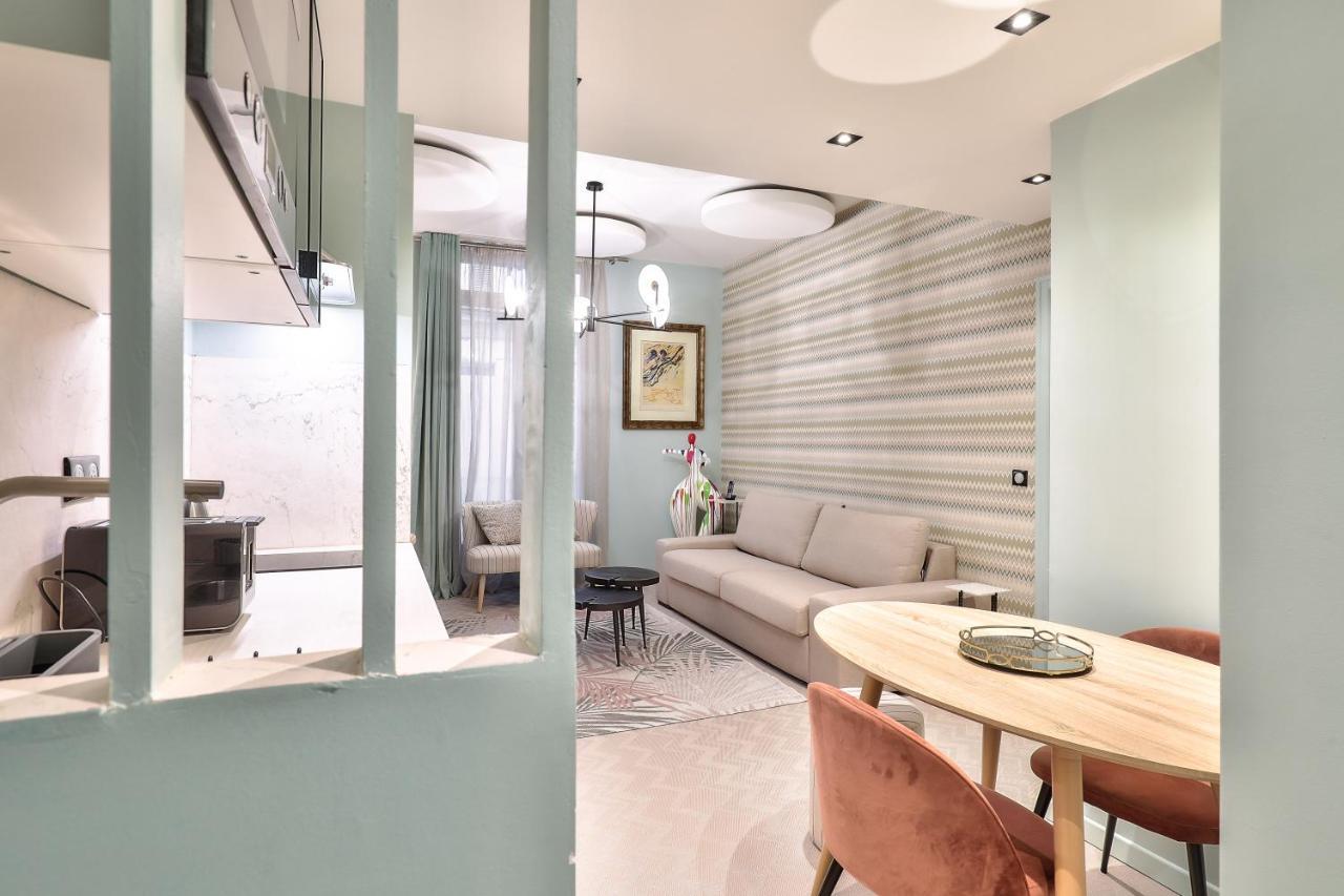 Hotel 33 Marbeuf Paris Ngoại thất bức ảnh