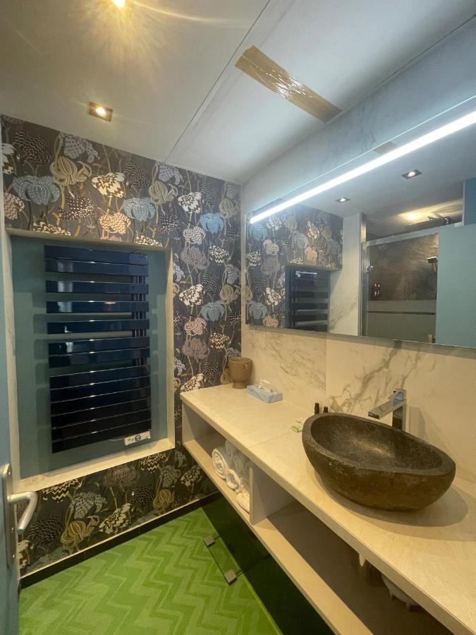 Hotel 33 Marbeuf Paris Ngoại thất bức ảnh