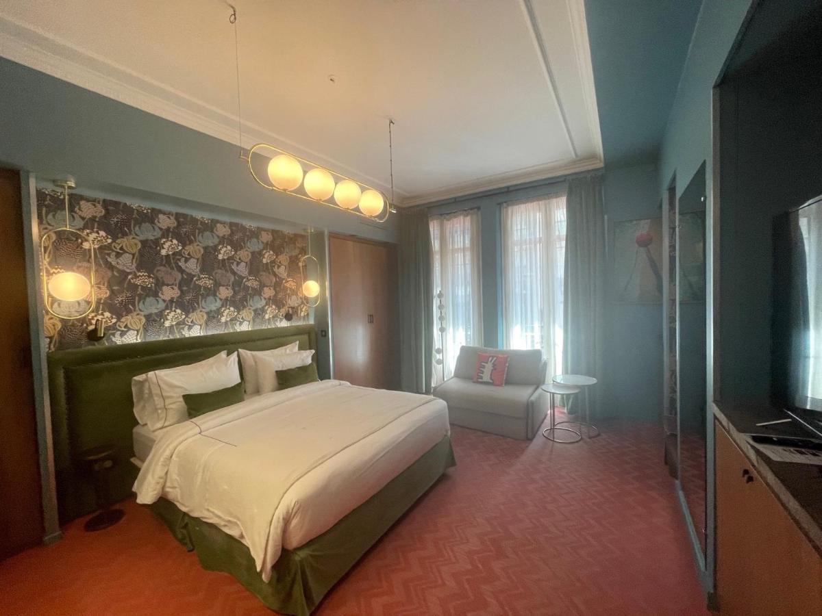 Hotel 33 Marbeuf Paris Ngoại thất bức ảnh