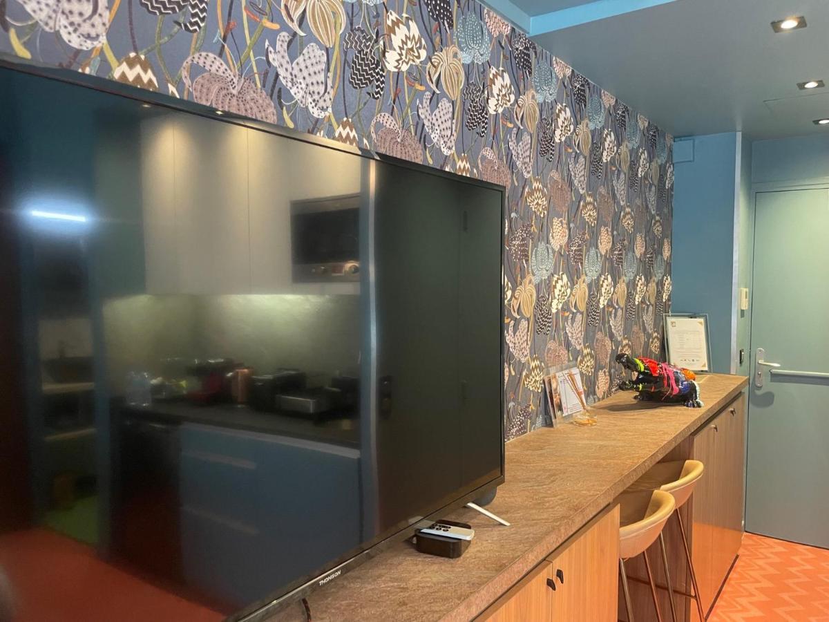 Hotel 33 Marbeuf Paris Ngoại thất bức ảnh