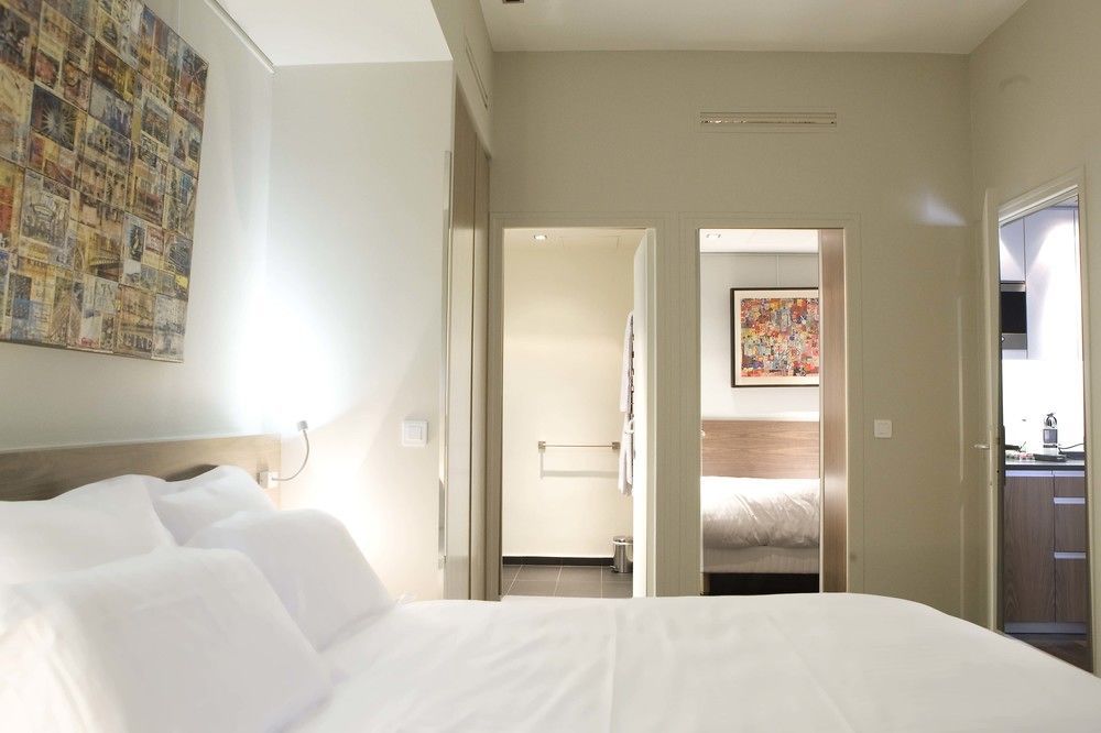 Hotel 33 Marbeuf Paris Ngoại thất bức ảnh